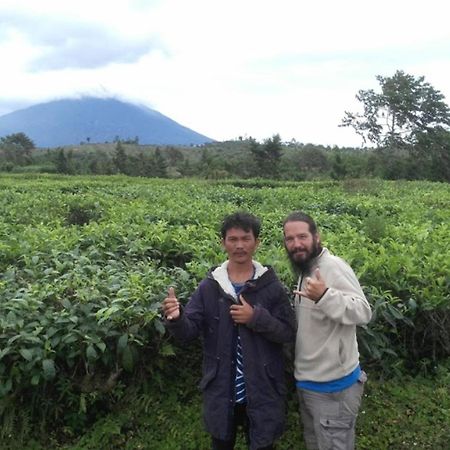 Surf Homestay Katiet Esterno foto